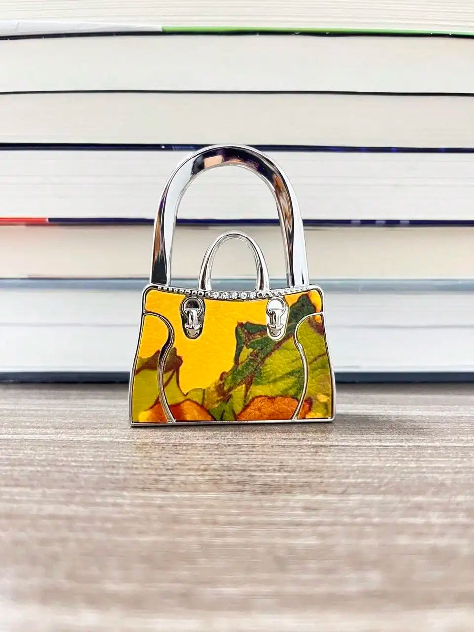 Novuxy® Mountain and River Painting Foldable Bag Hanger External Plugin Portable Scenery Clover Water Diamond Handbag Hook Bag Crafts